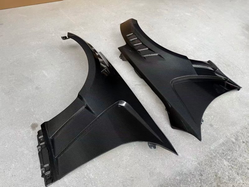 High Quality Carbon Fiber vented Fender for 350Z Z33 Nismo 3 Fenders Carbon Fiber Perfect Fitment